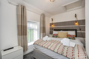 The New Lodge - Cottage - Tv in every bedroom!